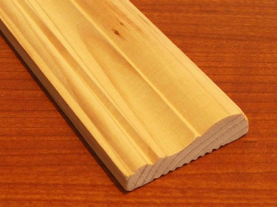 Плинтус 30х12х2500мм гладкий 