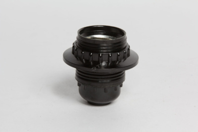 Патрон Е27 карболитовый с прижимным кольцом 342510